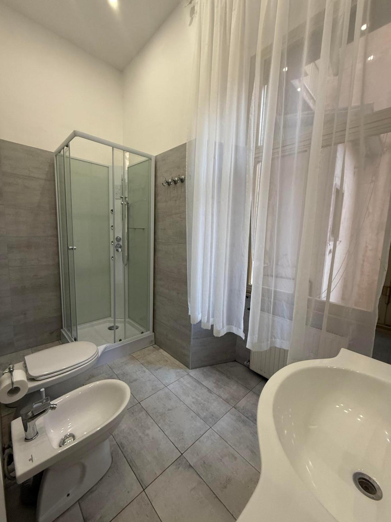 Frale In Appartement Rome